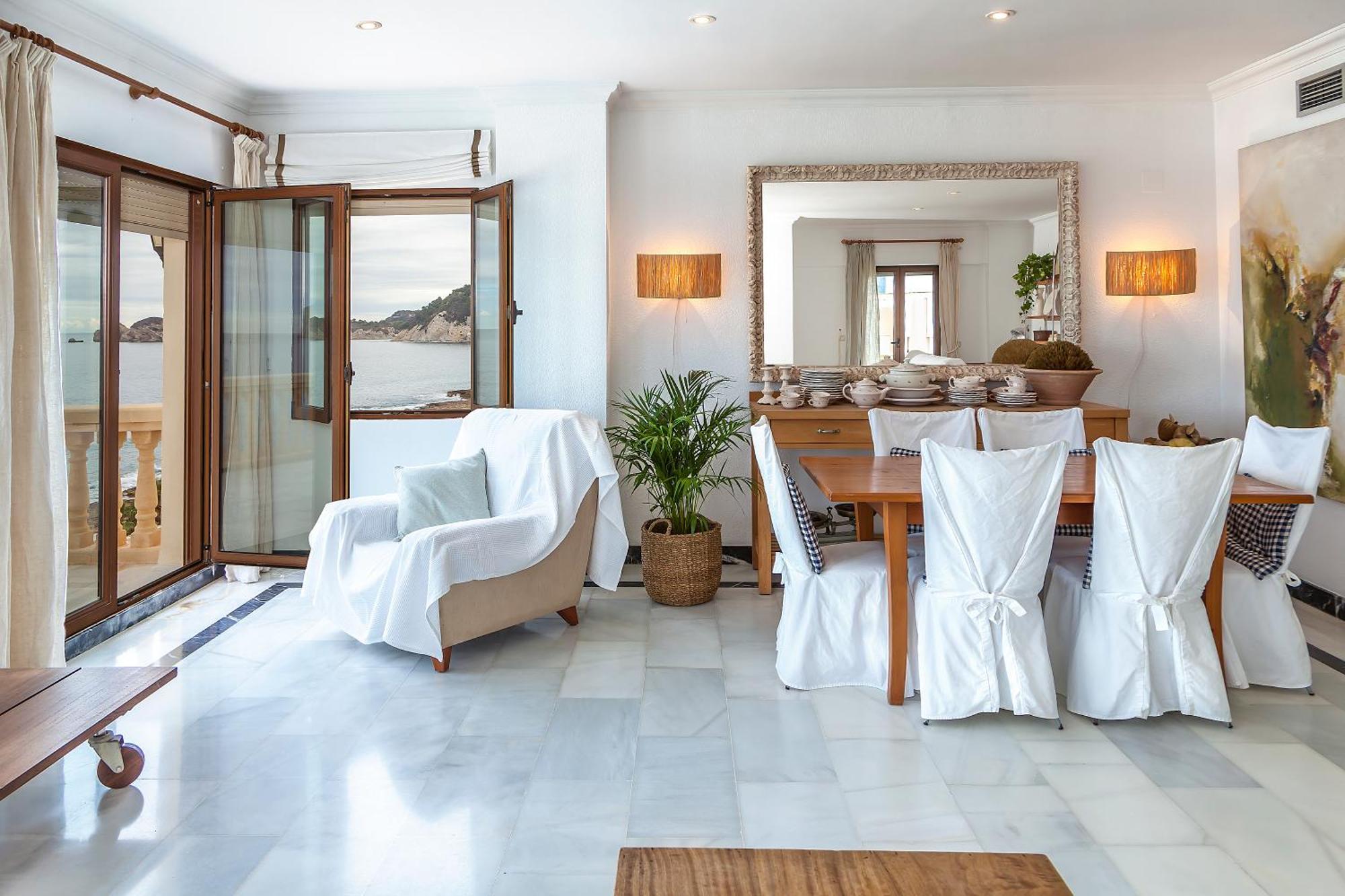 Mar-beach Front In Apartment *
